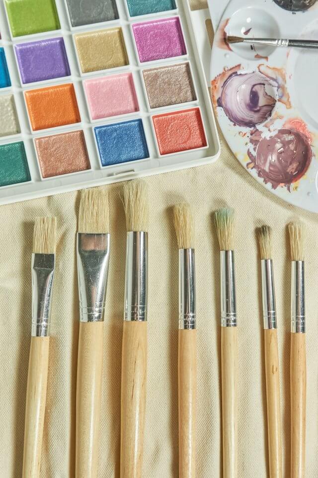 Arts and crafts - paintbrushes and paints